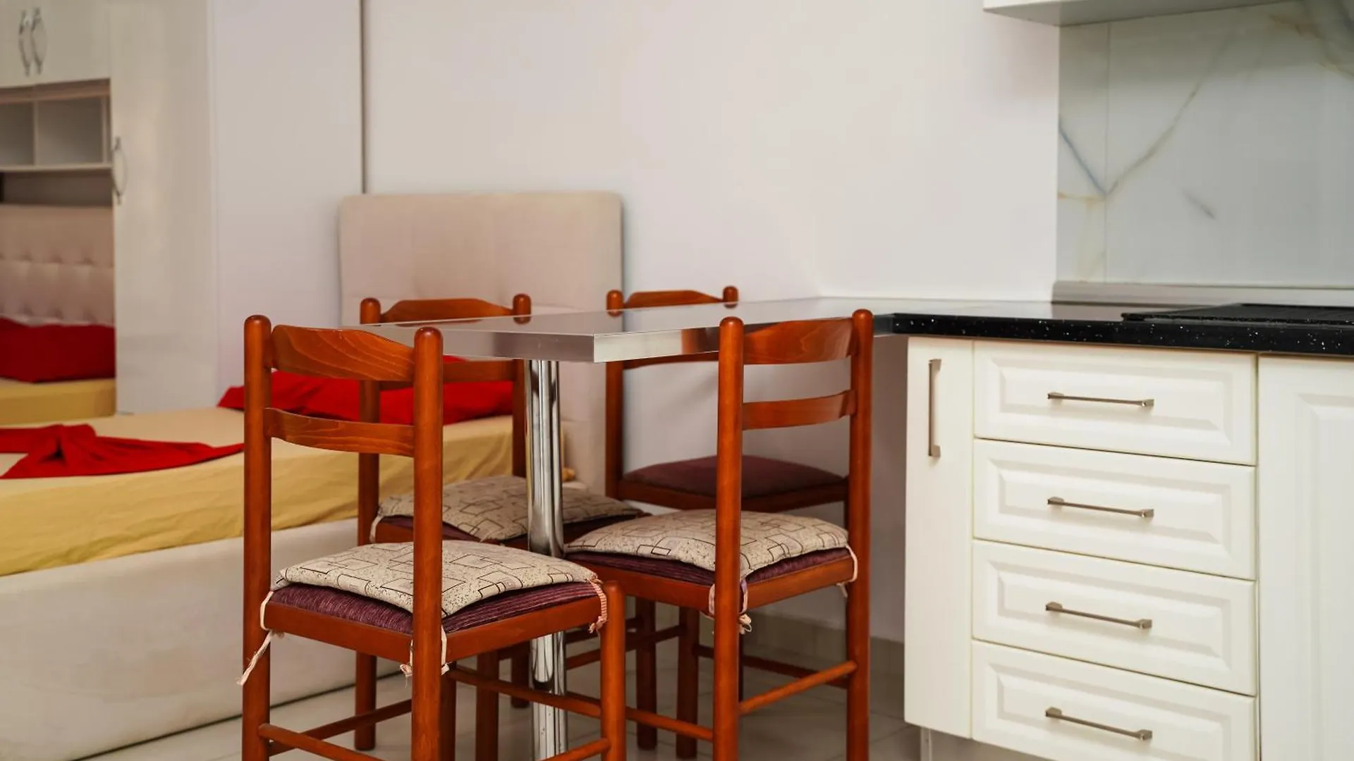 Kapri Apartaments Qerret Apartmán